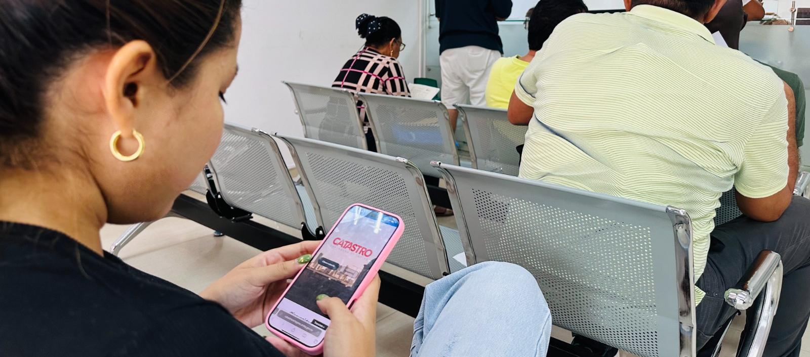 Los usuarios podrán realizar sus trámites también por la página web. 