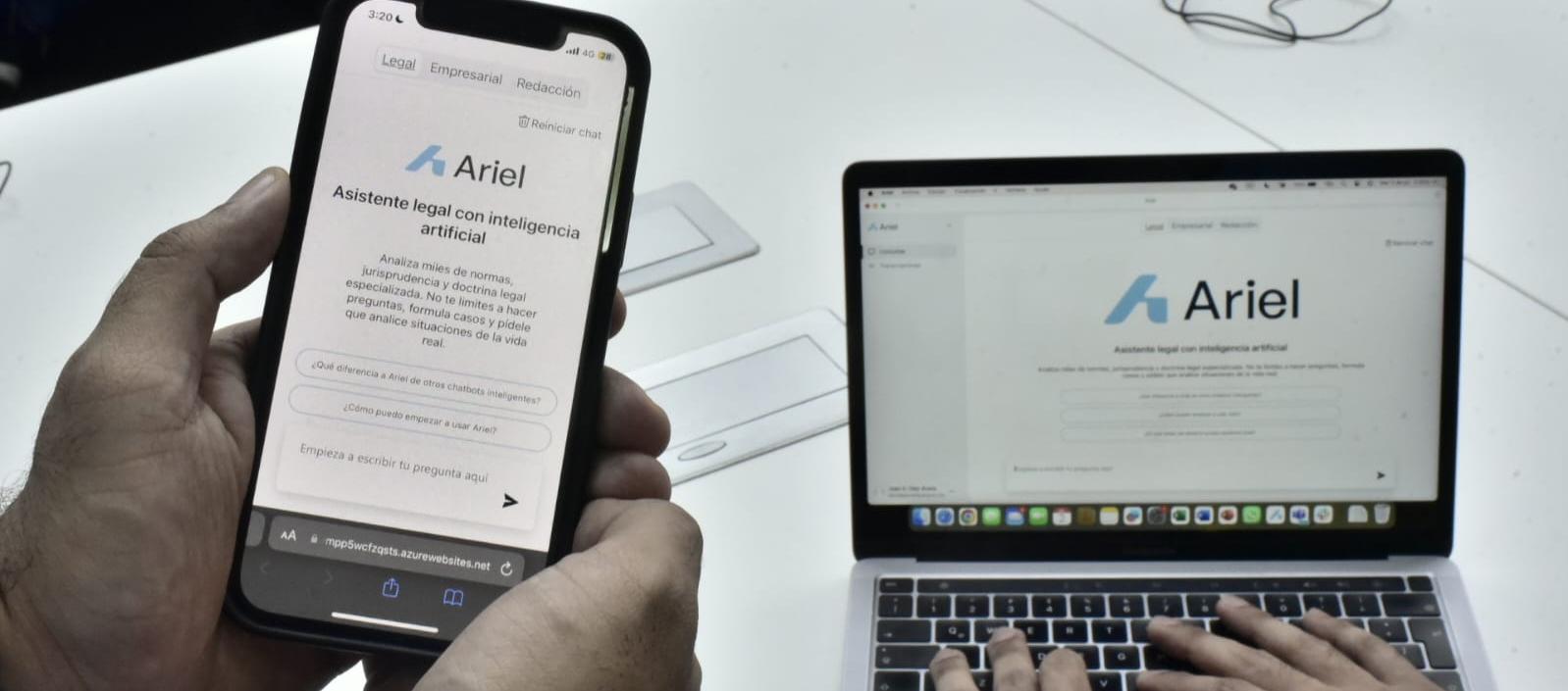 Ariel en su versión web y celular.
