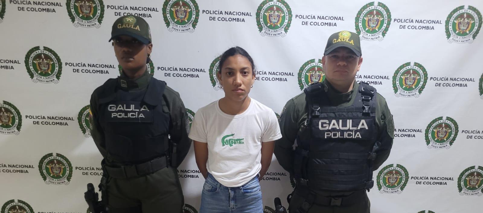 Capturada por extorsión. 