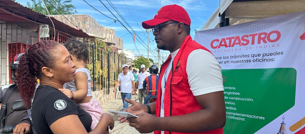 Gestión catastral del equipo del AMB en Cartagena. 