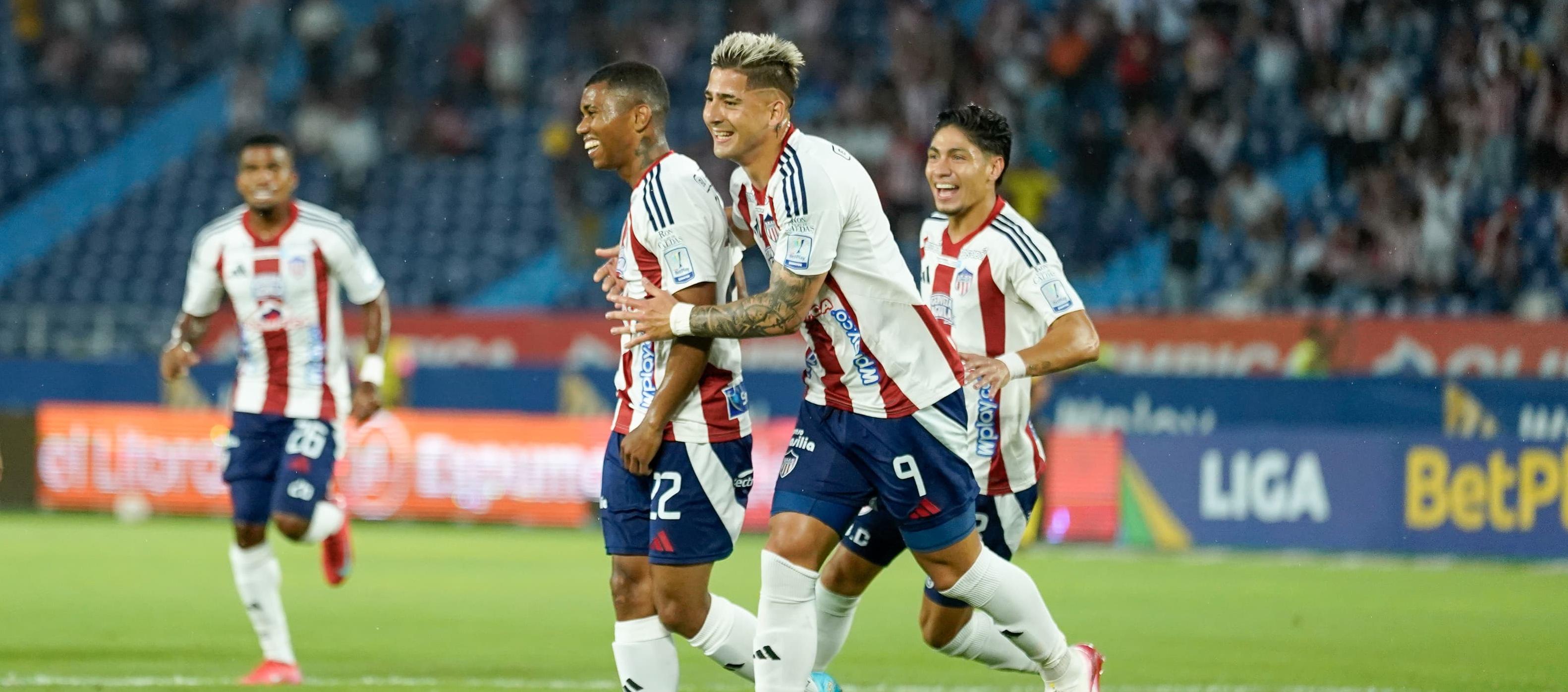Jesús Rivas celebrando su primer gol con Junior.