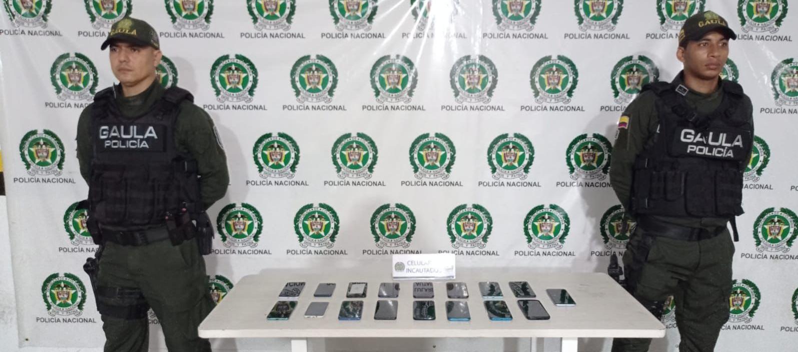 Los celulares que incautaron en los operativos del mes de julio.