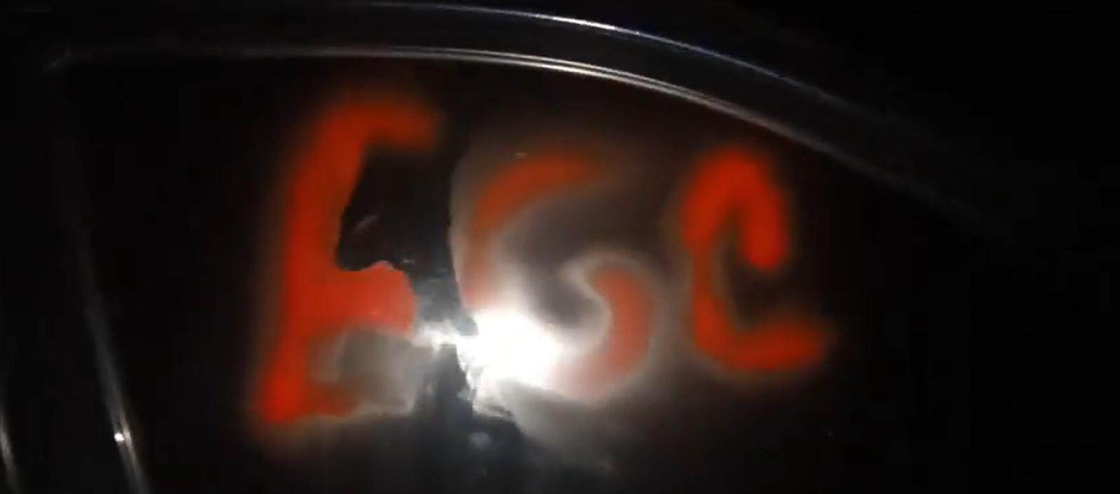 Carro fue marcado con las siglas EGC.