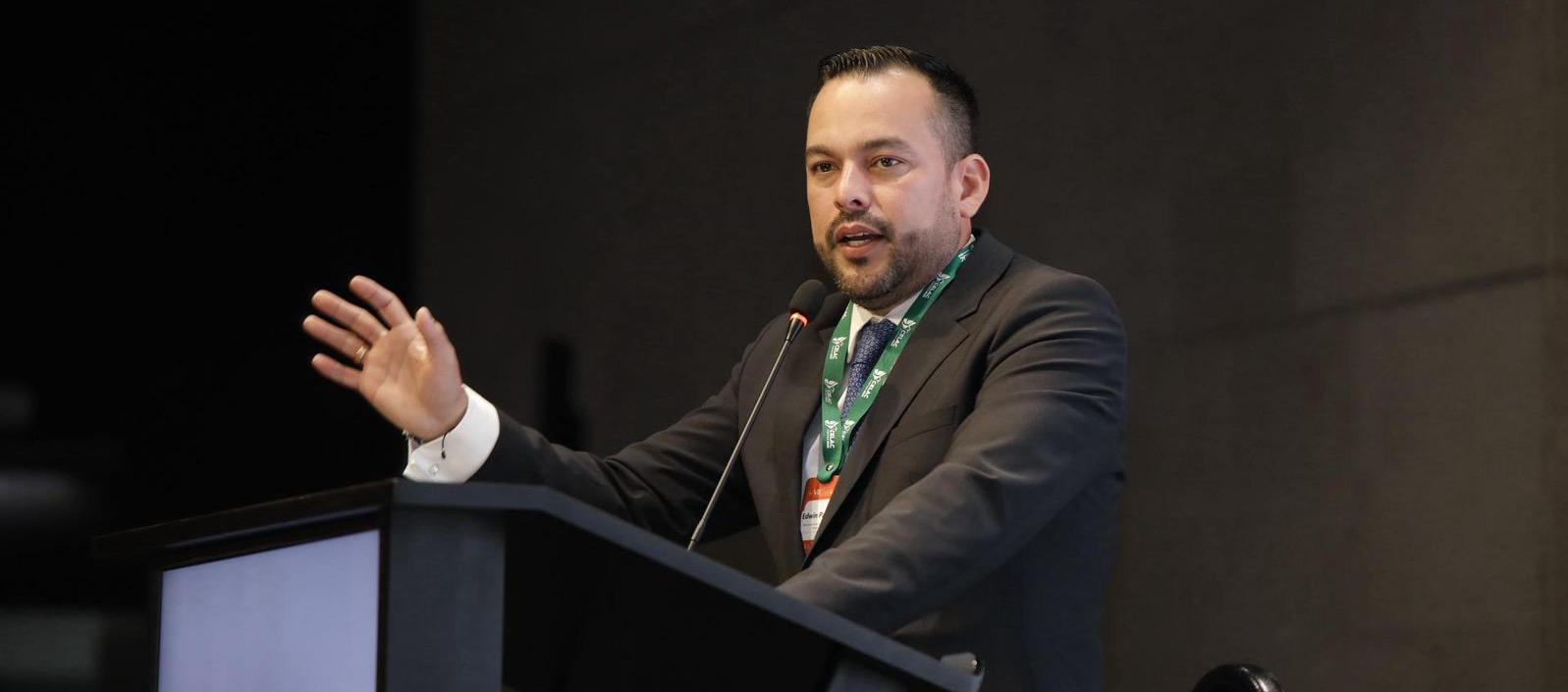 El Ministro de Minas y Energía, Edwin Palma