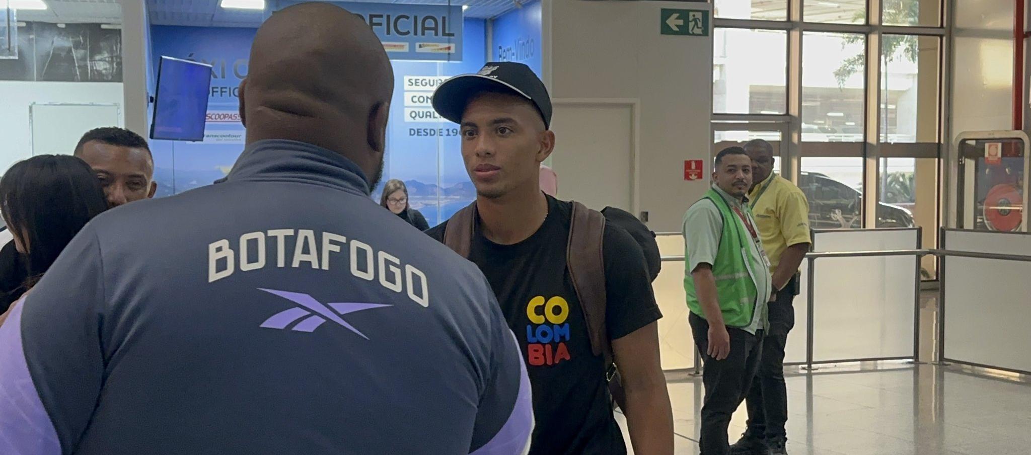 Jordan Barrera en su llegada a Río de Janeiro.