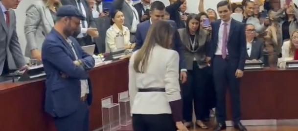 Lanzamiento de la moneda.