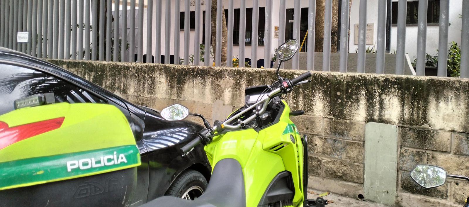 El cuerpo de Devis De Jesús Vega Lara fue trasladado a Medicina Legal. 