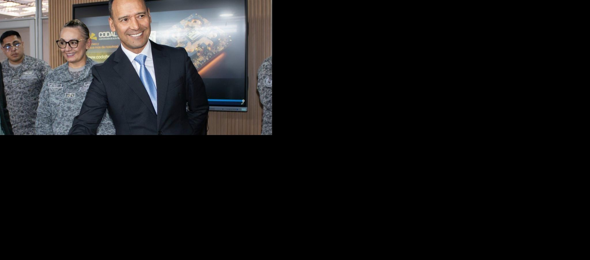 Ministro de Defensa Pedro Sánchez Suárez.