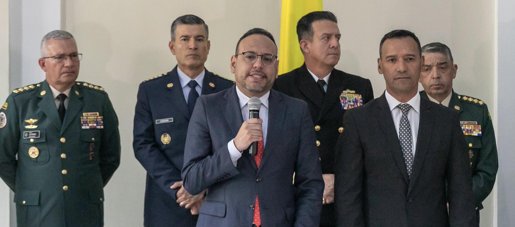 El ministro de las TIC, Julián Molina, y el ministro de Defensa, Pedro Sánchez.