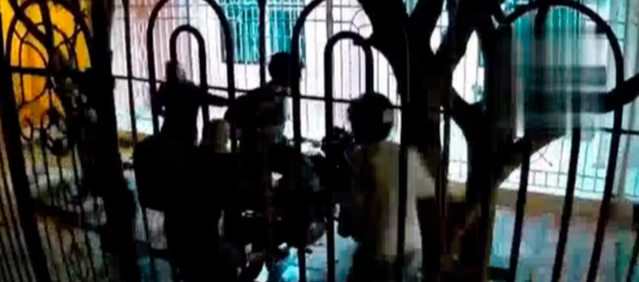 Momento del atraco en Soledad. 