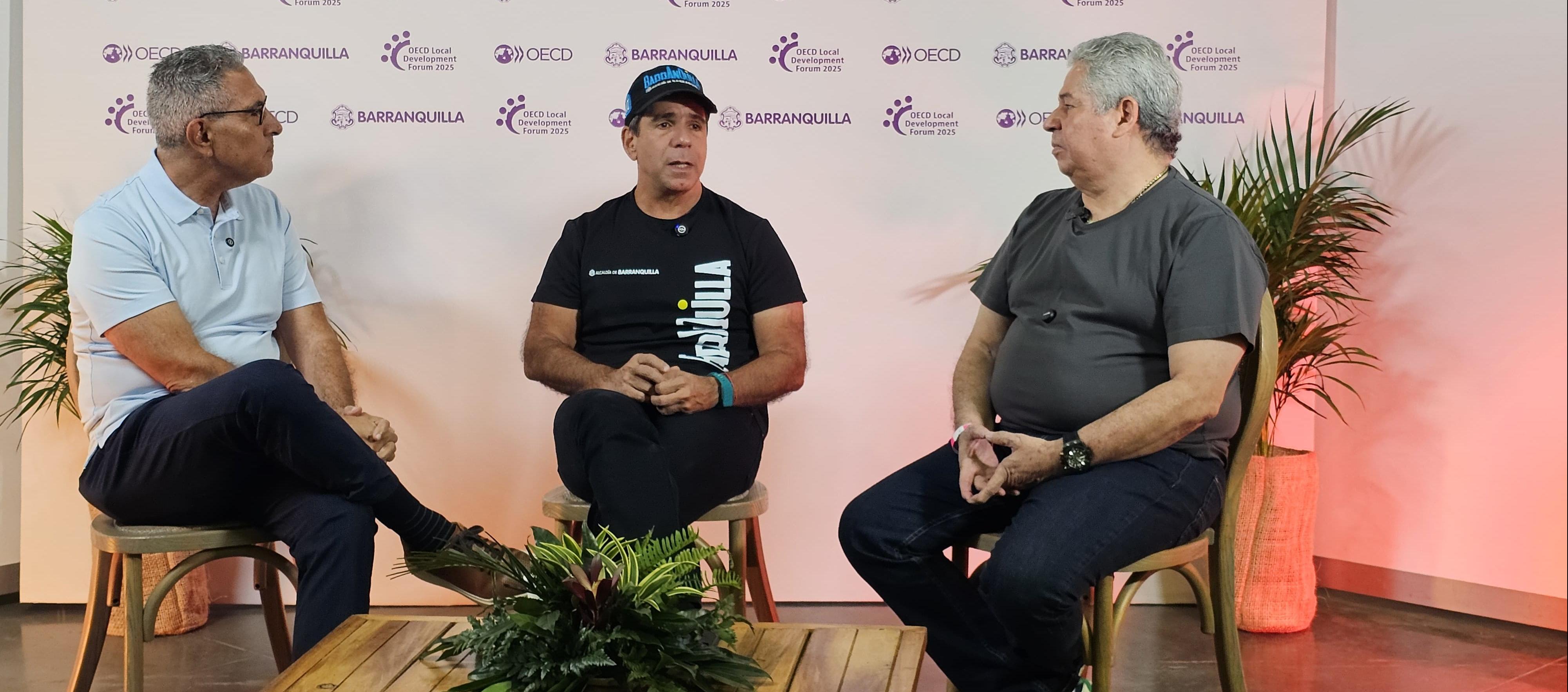 Alcalde Alejandro Char en entrevista con Jorge Cura y Laurian Puerta, director de Emisora Atlántico y editor de Zona Cero, respectivamente. 