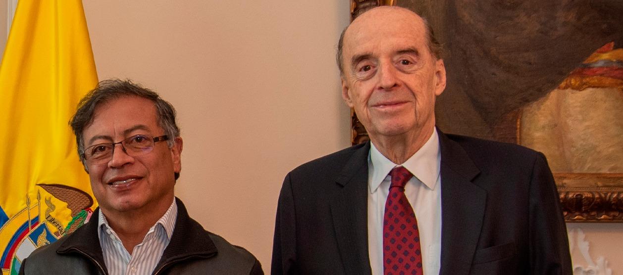 El Presidente Gustavo Petro y Álvaro Leyva Durán.