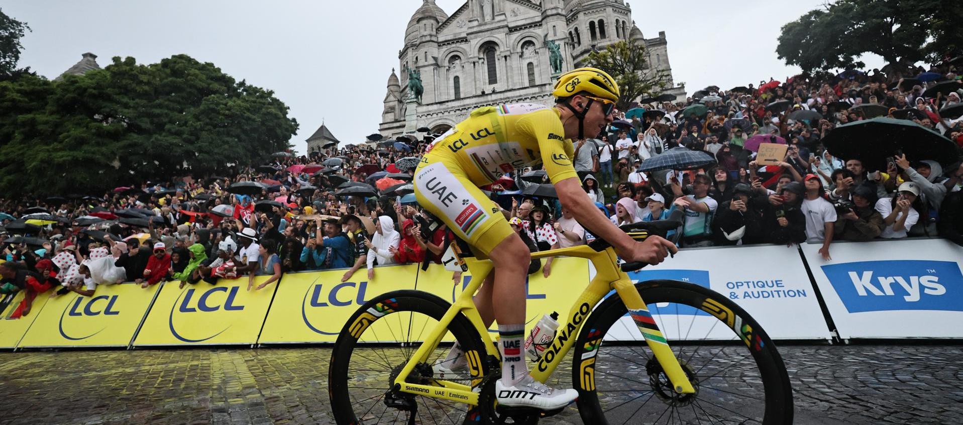 Tadej Pogacar en la última etapa del Tour de Francia de este año.