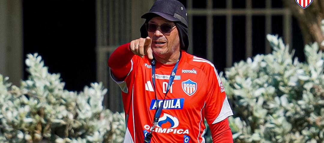 El uruguayo Alfredo Arias, director técnico del Junior. 