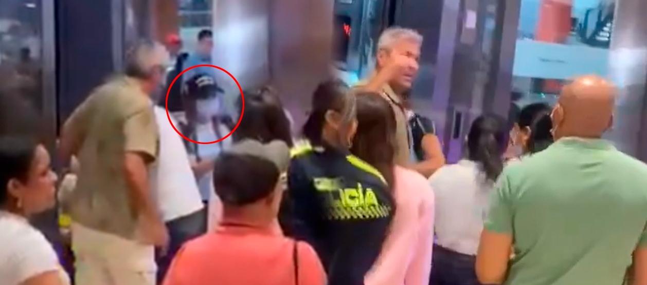 La barranquillera captada en video.