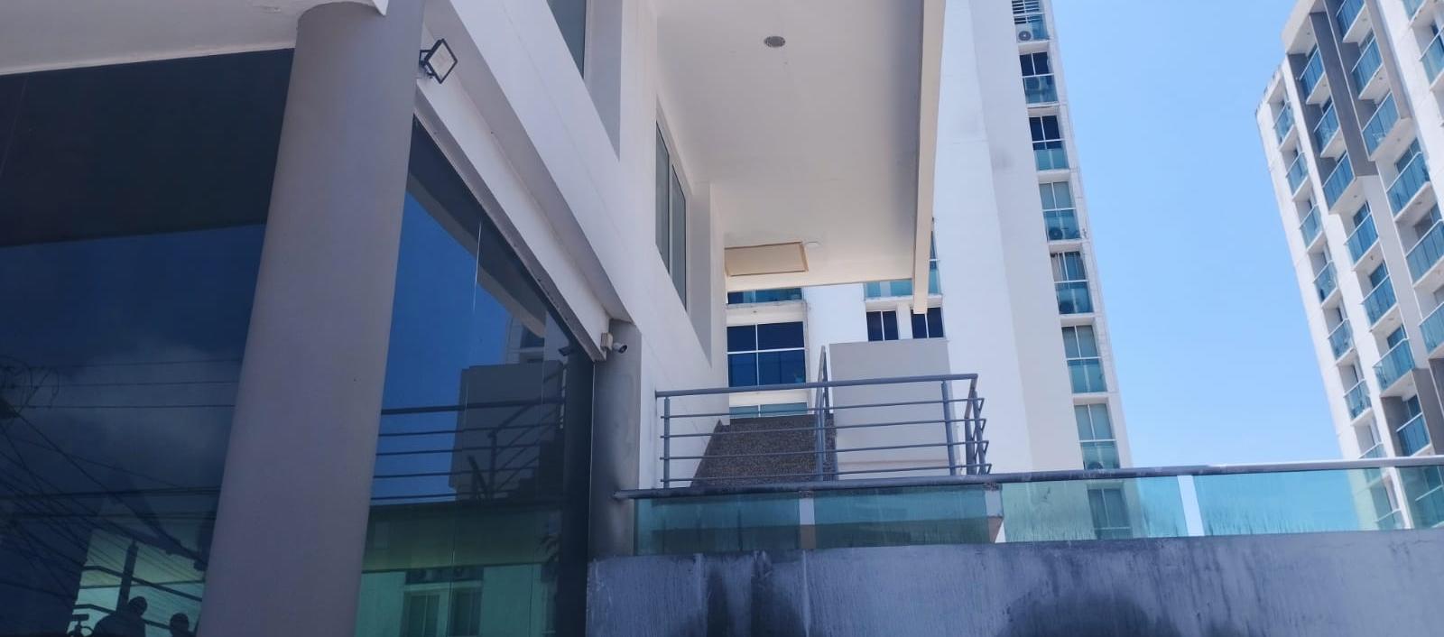 Edificio Flores del Recreo.