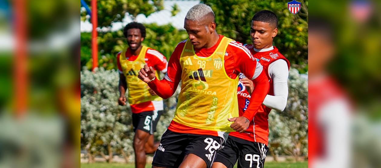 Jermein Peña volverá a hacer pareja de centrales con el paraguayo Javier Báez. 