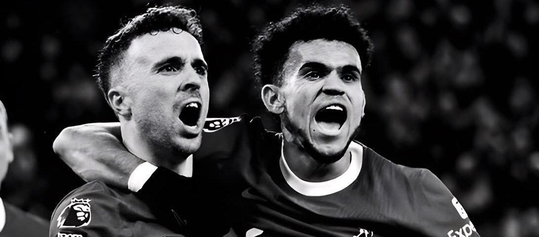 Diogo Jota y Luis Díaz en la celebración de un gol del Liverpool. 