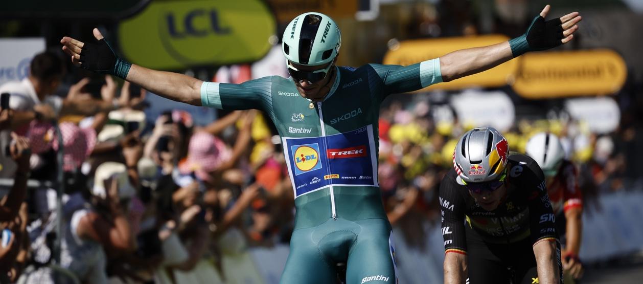 El italiano Jonathan Milan, ganador de la octava etapa del Tour de Francia. 