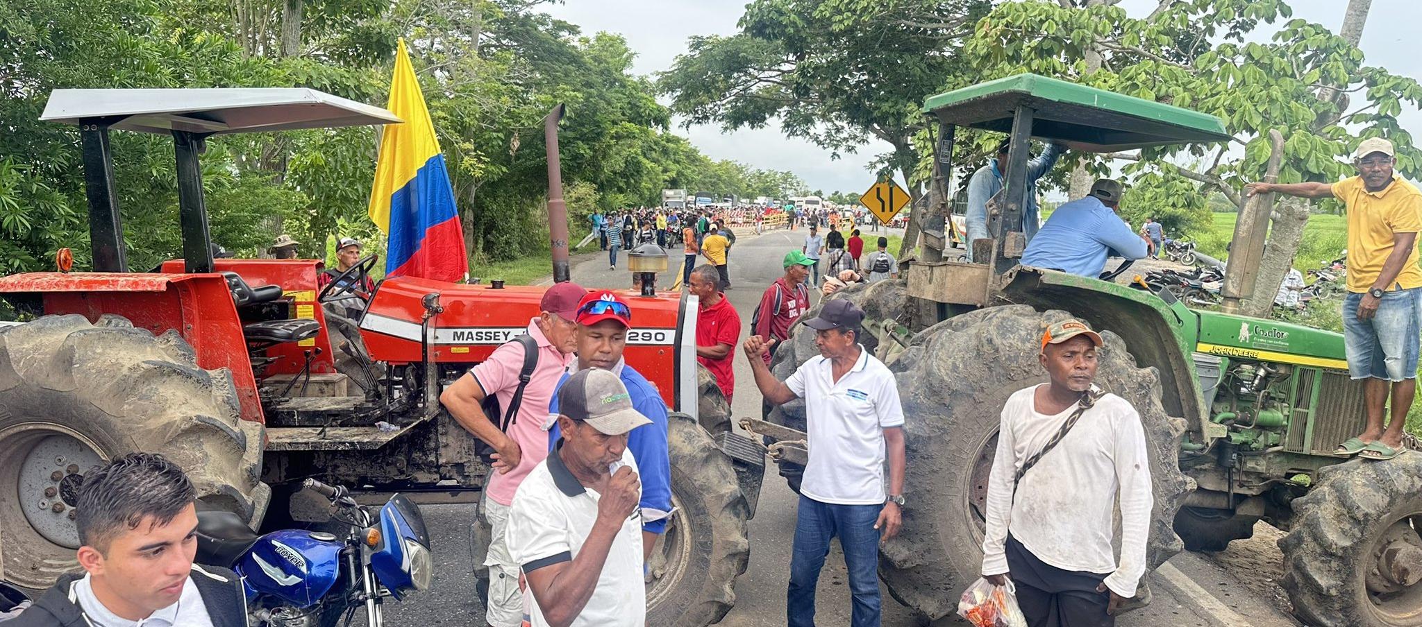 Ante incumplimientos del Gobierno, el paro continúa.