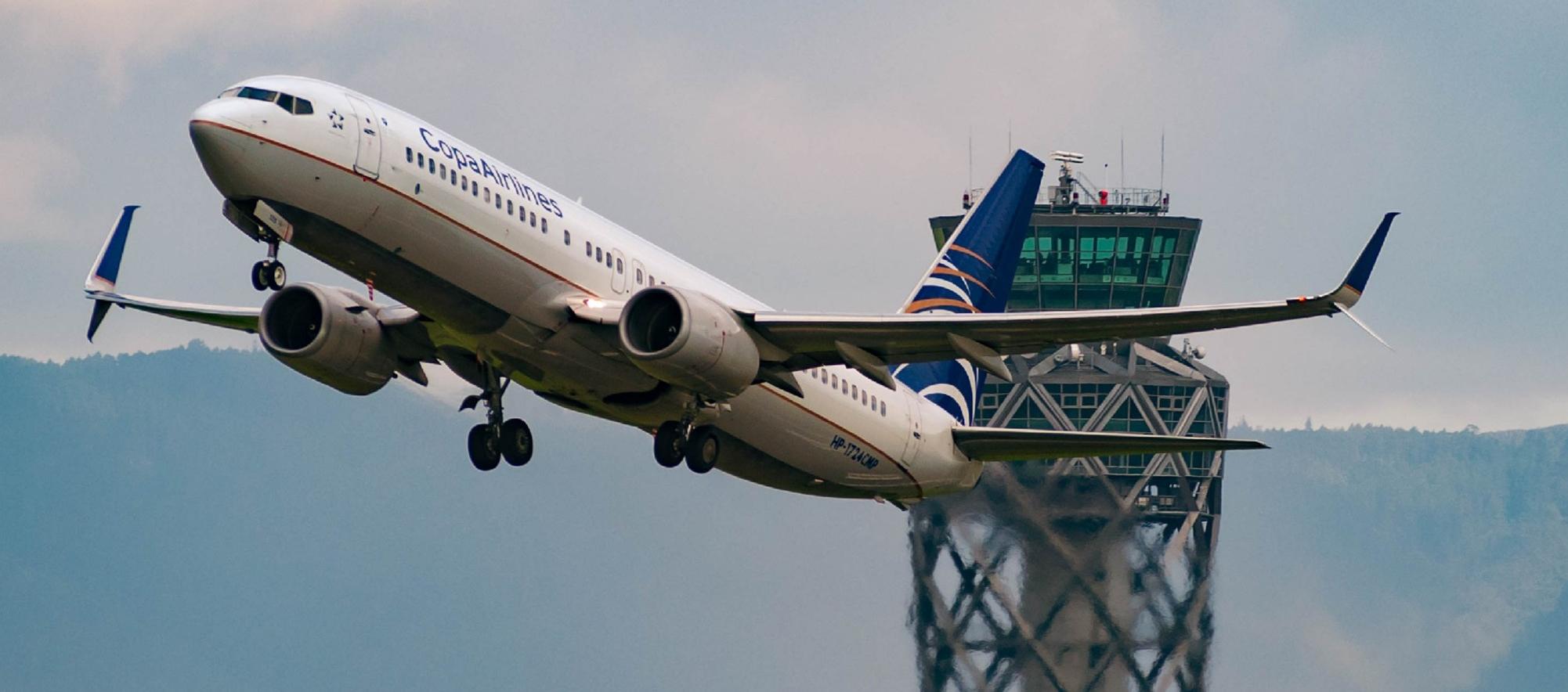 Torre de control del Aeropuerto El Dorado.