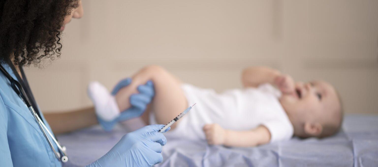 El contagio de tos ferina en el país está afectando principalmente a las niñas y niños menores de un año.