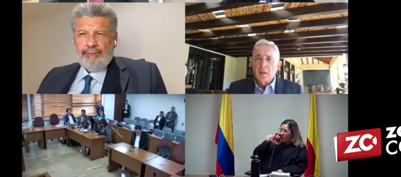 Audiencia de Álvaro Uribe.