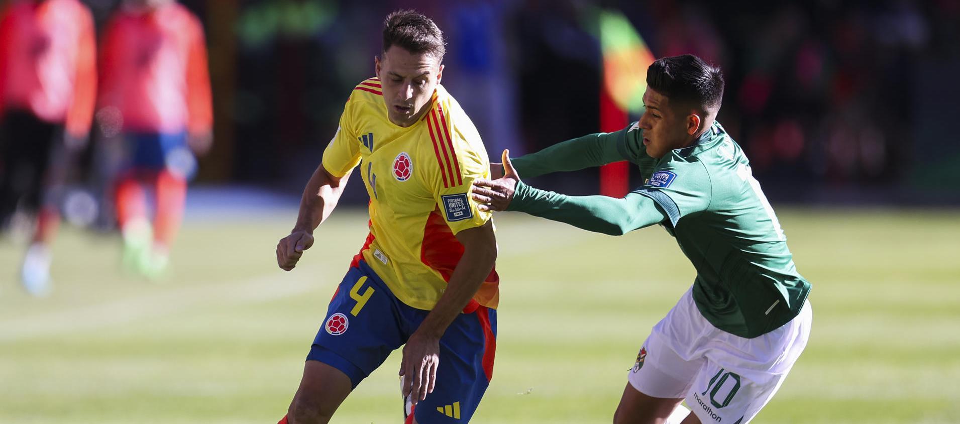 Acción de juego del último enfrentamiento entre Colombia y Bolivia.