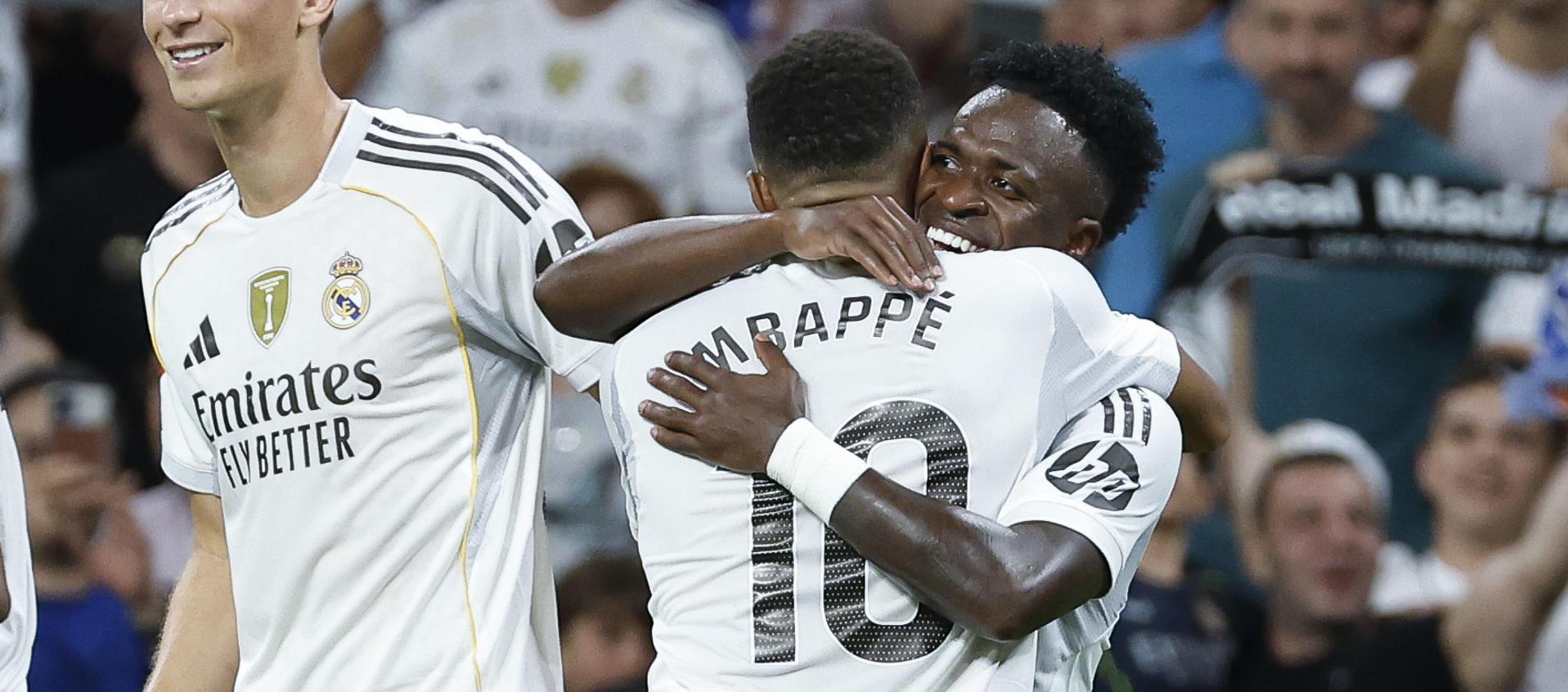 Vinicius celebrando su gol en el Santiago Bernabéu.