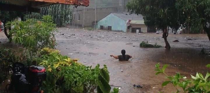 Imagen de la inundación que dejó el aguacero.