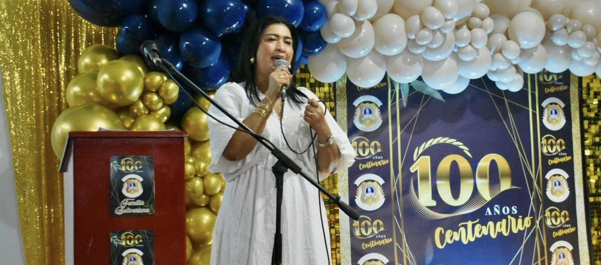 La alcaldesa de Malambo, Yenis Orozco Bonnet.