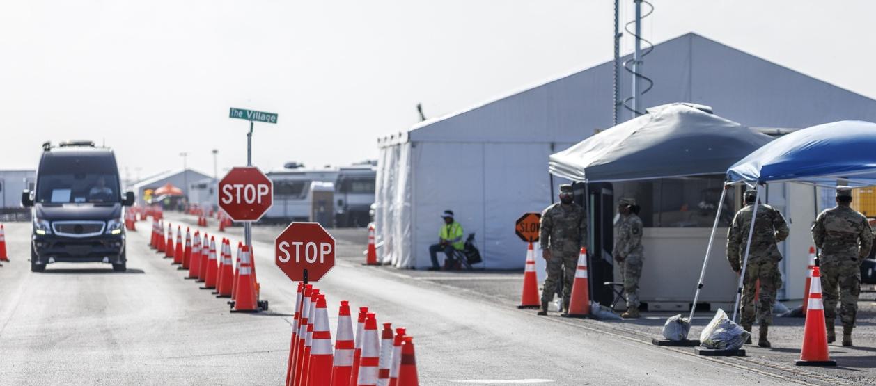 Entrada del centro de detención 'Alligator Alcatraz'.