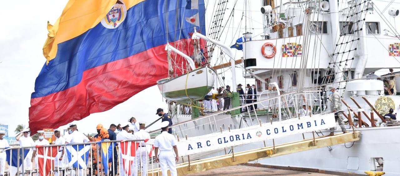  Buque Escuela ARC Gloria