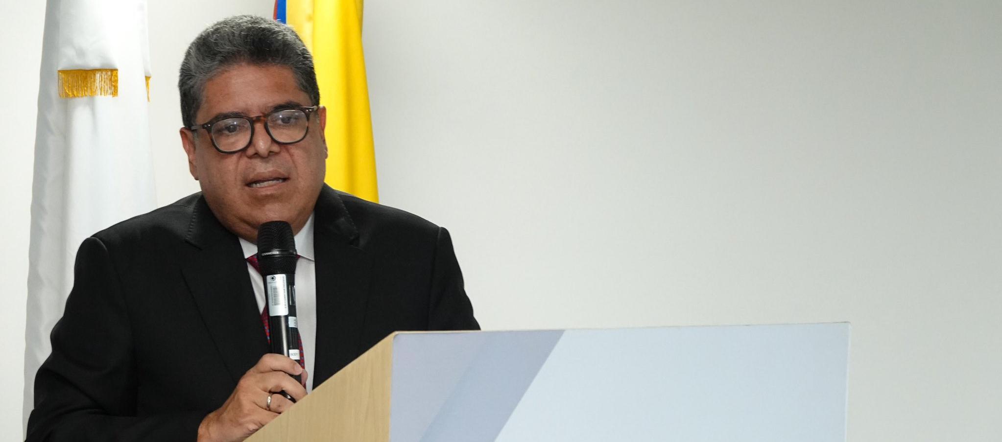 El Contralor General de la República, Carlos Hernán Rodríguez.