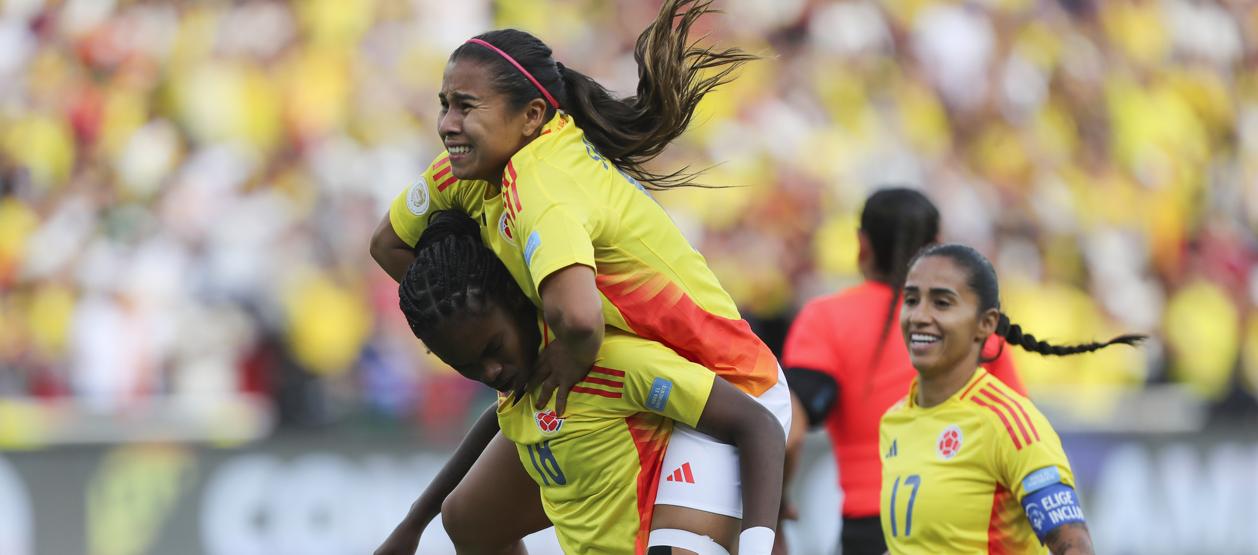 Celebración del gol de Linda Caicedo.