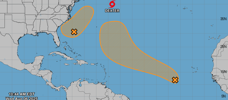La tormenta tropical Dexter y dos sistemas más con posibilidades de ser tormentas en el Atlántico. 