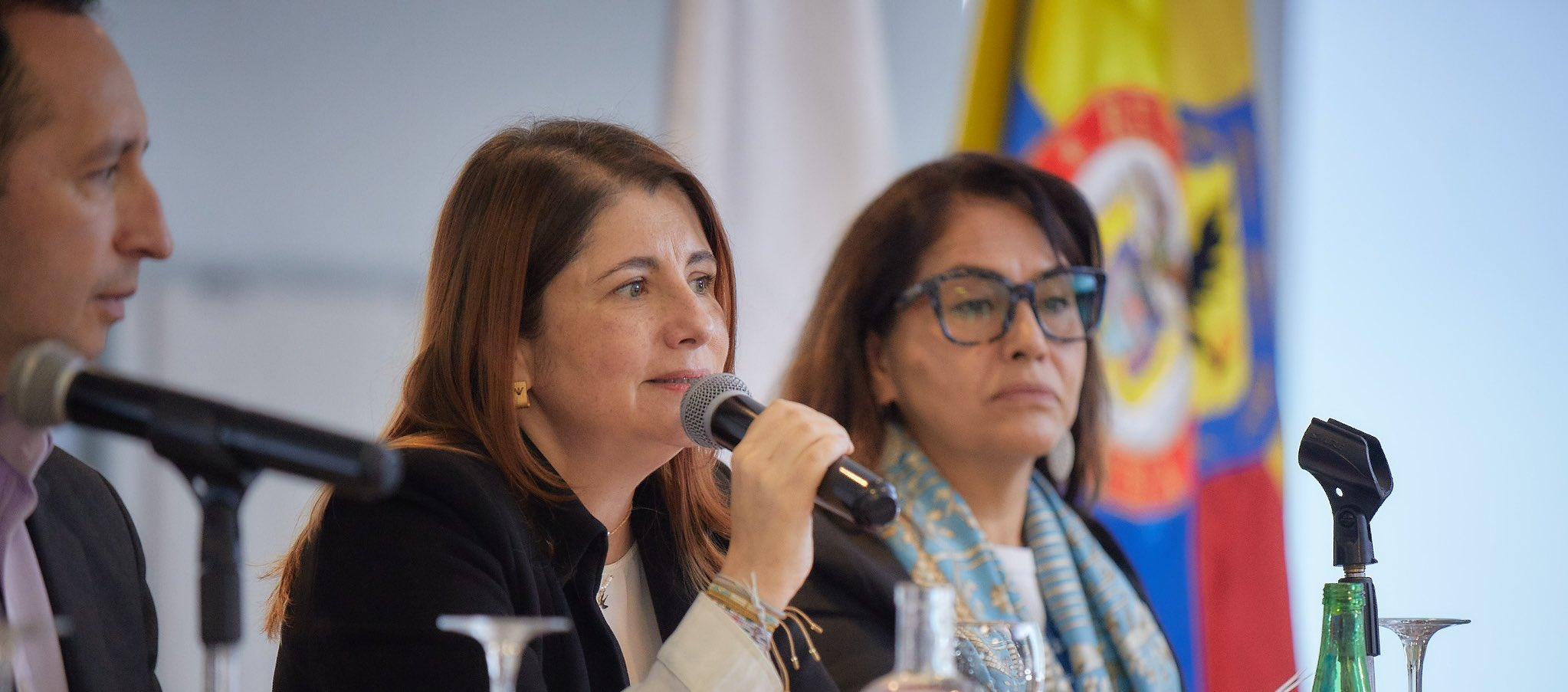 La Defensora Iris Marín.