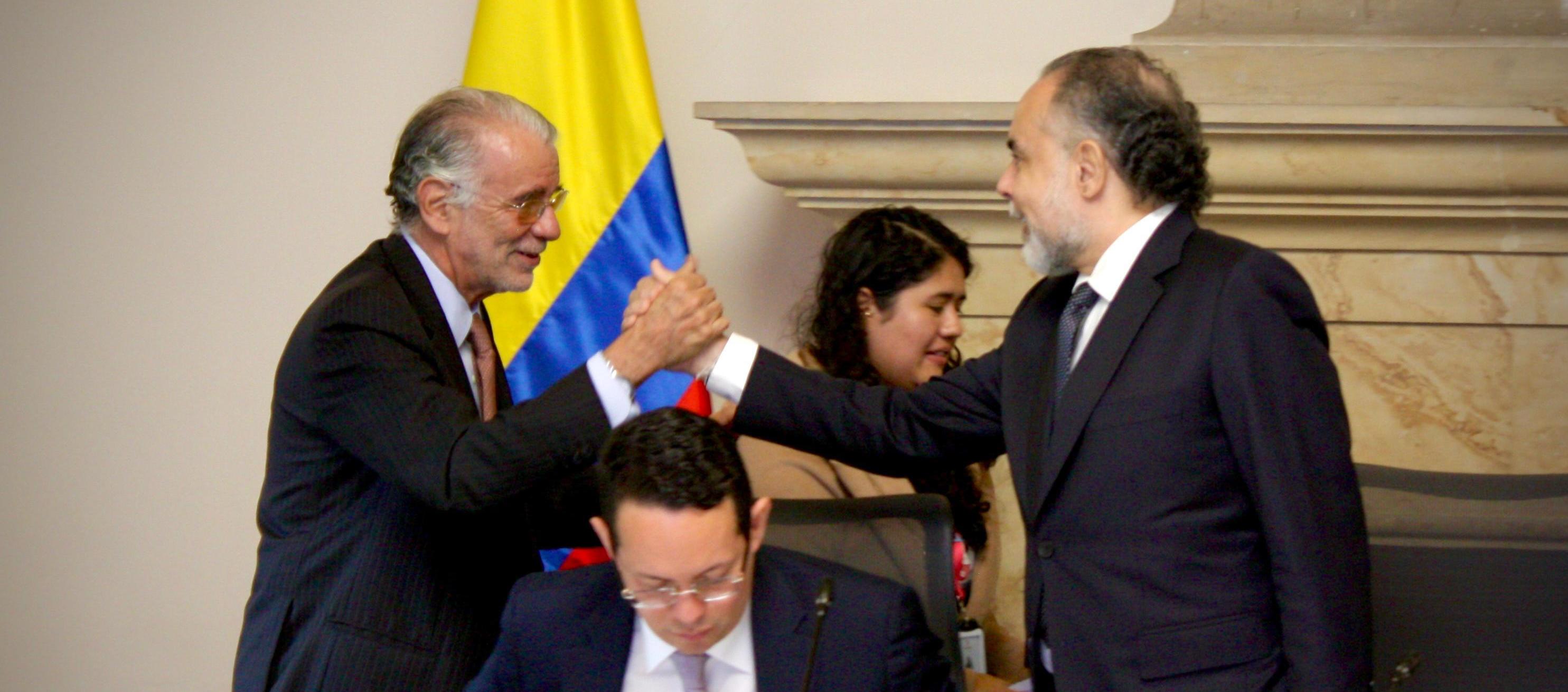 El gobernador Eduardo Verano con el ministro del Interior, Armando Benedetti.