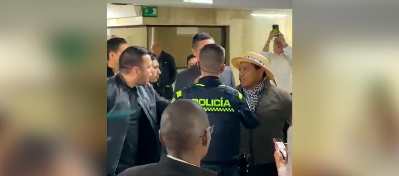 Enfrentamiento entre los congresistas Hernández y Pete.