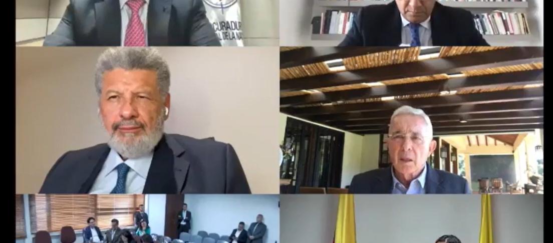 Audiencia de Álvaro Uribe.