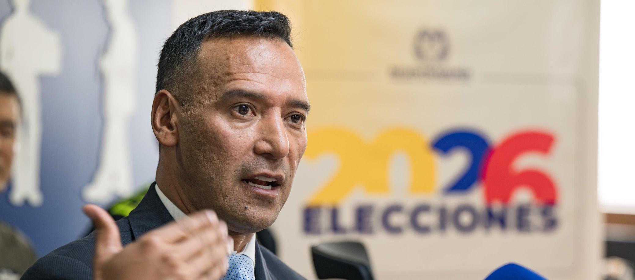 Pedro Sánchez, ministro de Defensa.