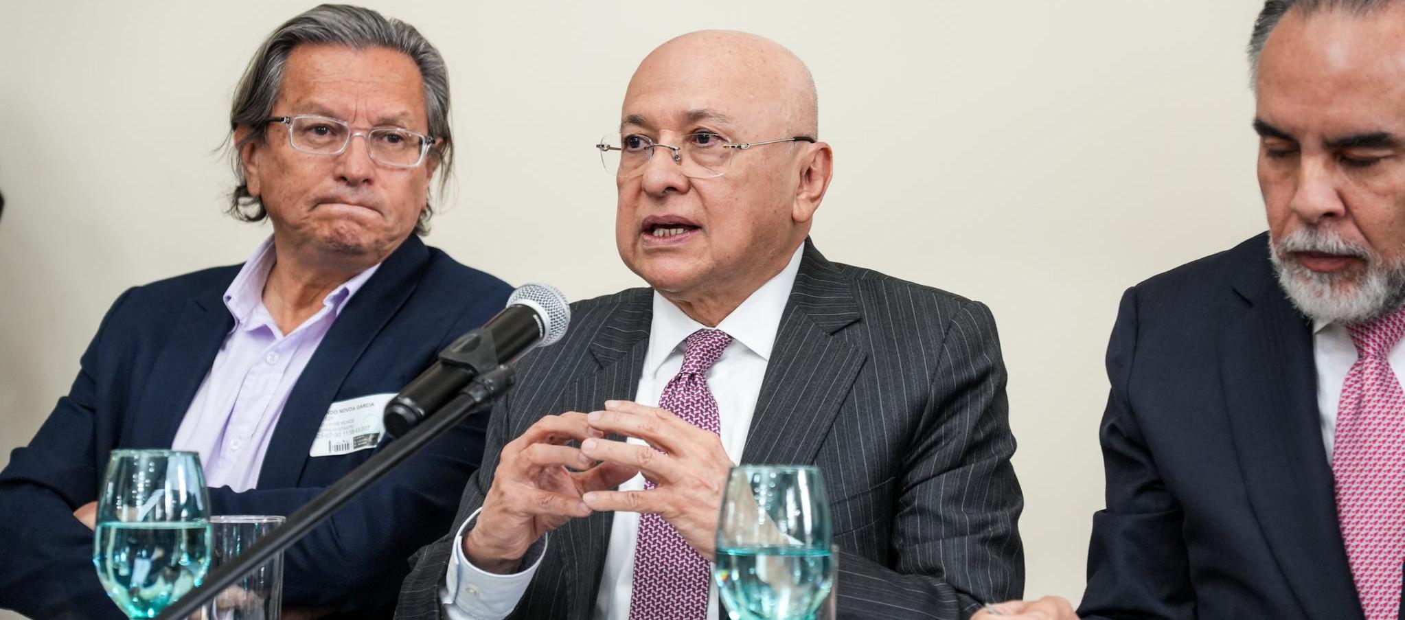 El ministro de Justicia, Eduardo Montealegre.