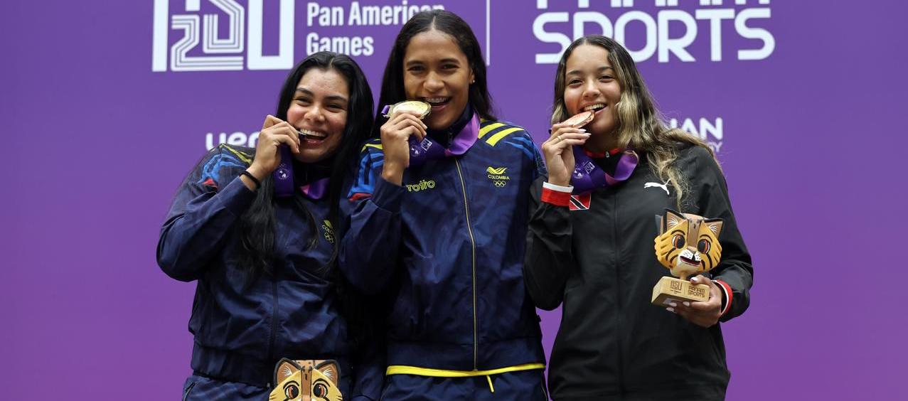 Podio de la prueba de velocidad individual. 