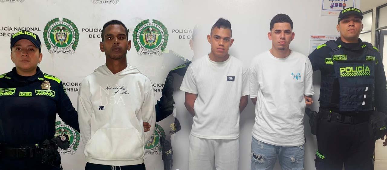 Los tres capturados quedaron a disposición de la Fiscalía. 