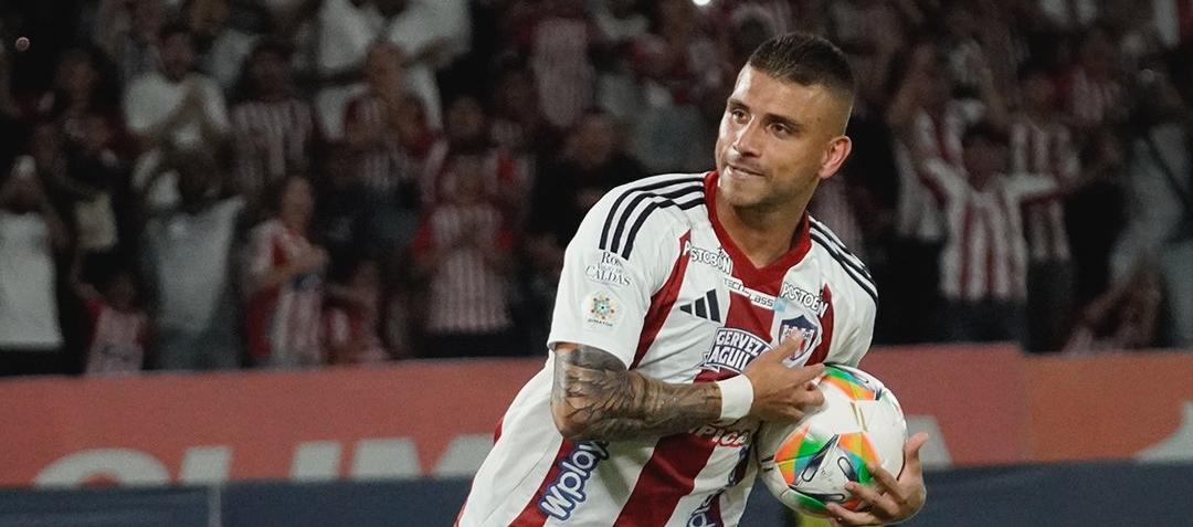 Steven 'Titi' Rodríguez celebrando uno de sus goles.