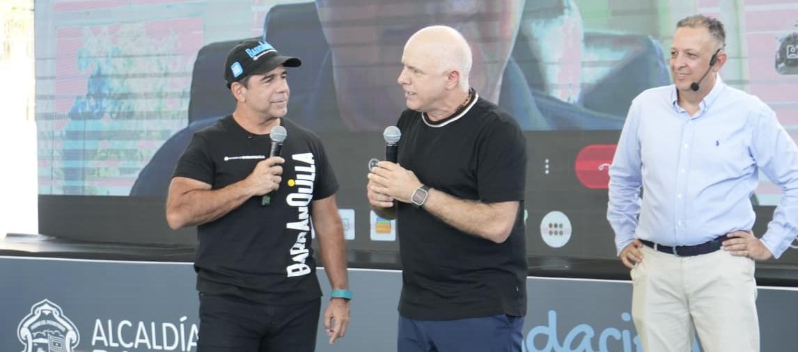 Alcalde Alejandro Char con el COO de Tecnoglass, Christian Daes.