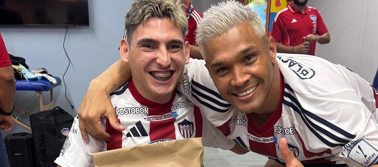 Diego Paiva con Teófilo Gutiérrez. 