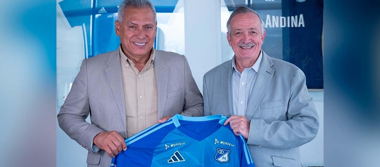 Hernán Torres con el presidente de Millonarios, Enrique Camacho.