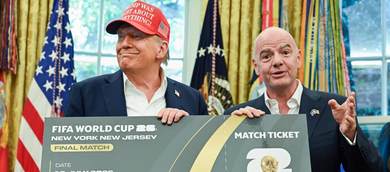 Donald Trump con el presidente de la FIFA, Gianni Infantino. 