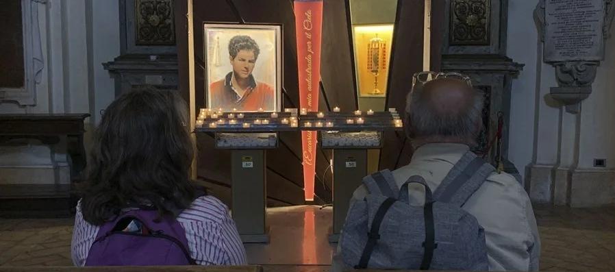 Muchos jóvenes católicos se sienten identificados con Carlo Acutis. 